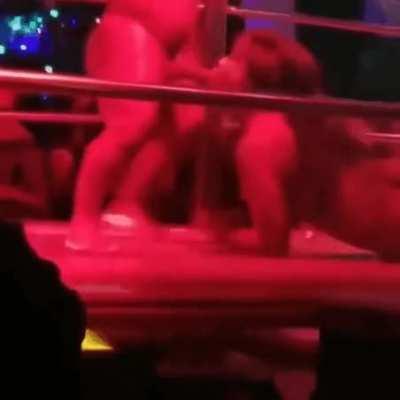 crocodile death roll