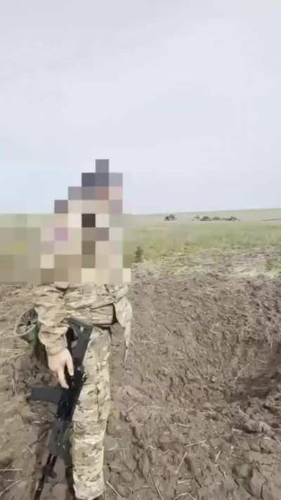 RU pov: Russian soldiers took a close up video of the destroyed Ukrainian column consisting of Bradleys and Leopard 2A6. 