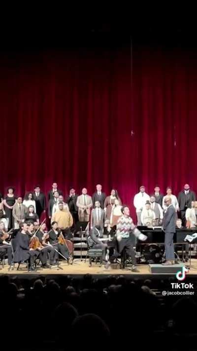 Turning the audience into a chor