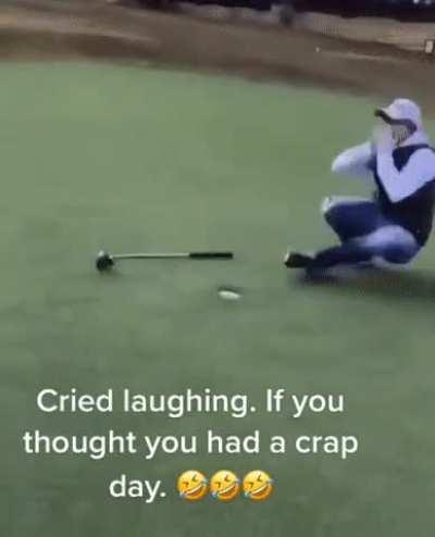 Snapping the golf club