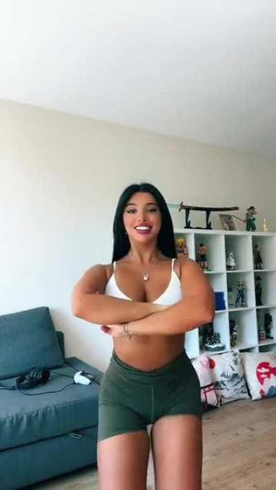 On oublie pas celui là aussi, ps: ca bouge de partout 😵