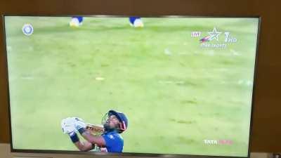 BKL Rahul needs to see this. This is how it’s done.