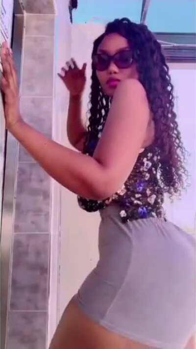 S.@.N.C.H.I.W.○.R.L.D 🍑🍑