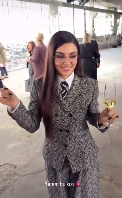 Hande Erçel at Boss MFWSS26