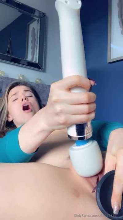 Tori Black having an orgasm