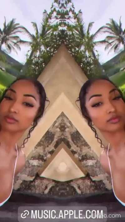 Shenseea 🤍⚪⬜