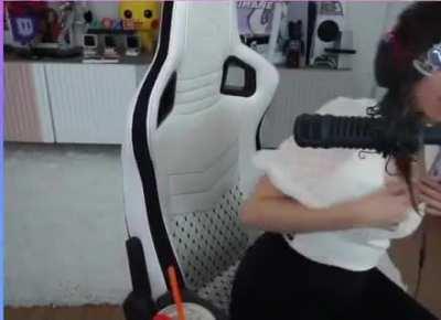 PokiThicc - Video #8340