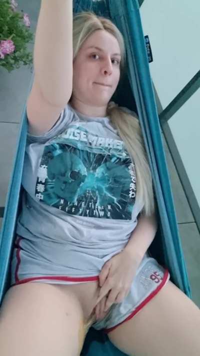 I wanted to record something outdoor today, and while lying on the hammock I decided I will do it there. Probably like 20 people could see me out there, but I couldn't resist! 😈
