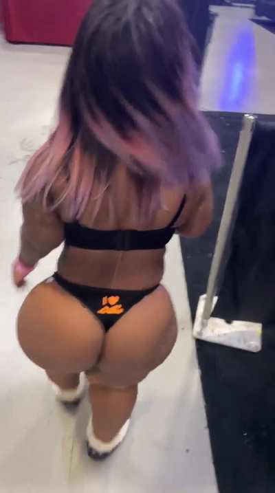 Follow @Shawty816only on Instagram