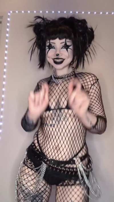 Would you like to bounce me on your dick?😍💦