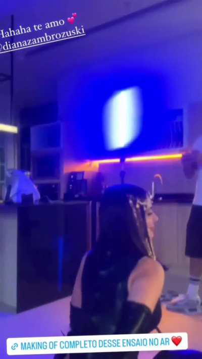 Nyvi Estephan | @nyviestephan