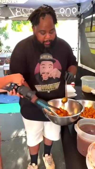 Creating a free commercial for a Wings shop