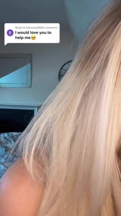 Her lovely mouth is so goooooood!