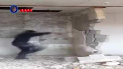 Ok this LEGO man do be building 😳