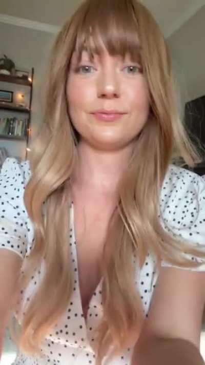 Oops I forgot to wear panties