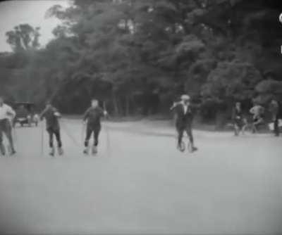 1923 skates