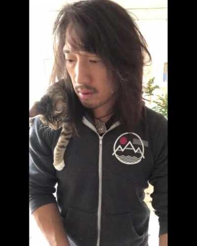 Hoodie trick is genius