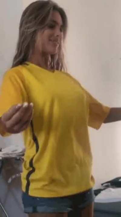 Making The Girls Bounce