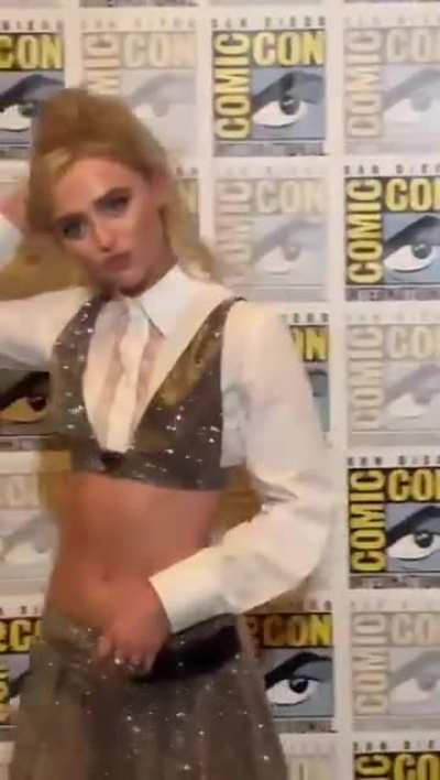 Stunning at San Diego Comic Con