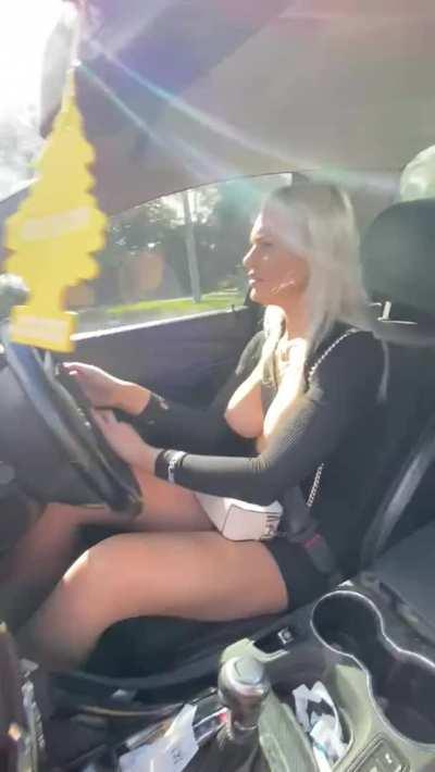 Sun’s out, tits out (not OC)