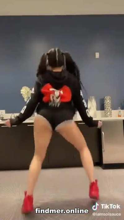 Asian twerk