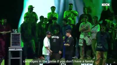 The little kid and a 10k people roomshaker | Giro (vs El menor) - Liga Bazooka 🇦🇷 