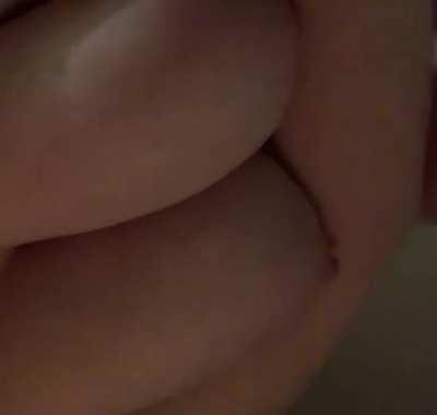 Big tits swinging on a BBC (loud moans)