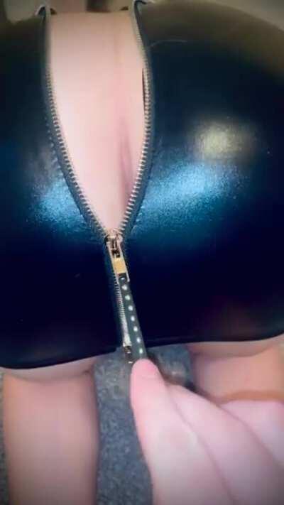 Men should have easy access to little whores like me🥺🎀