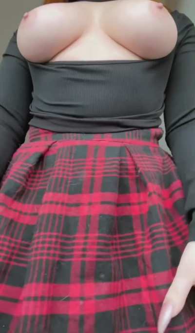 Every man need a goth girl to use whenever he wants 