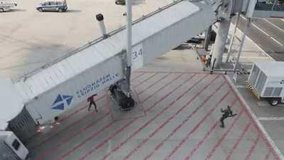 Holds back man anti feat?