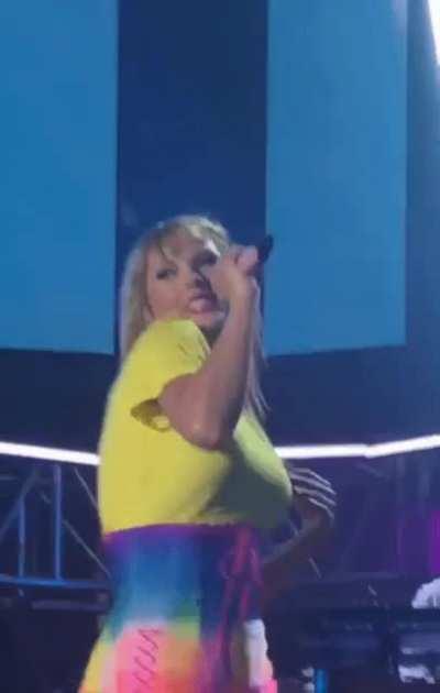 Worship her. I know I am, the Goddess deserves this thick warm cum inside her pussy. I want to feel her fat ass slapping against me.