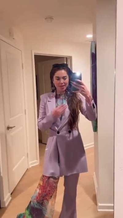 Lilac suit on her Instagram story
