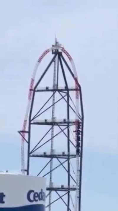 What. The. Fuck. Zero airtime. Fuck this. 3/10.