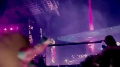 If Nicki Minaj was played at Rolling Loud (in headphones it sounds wild)