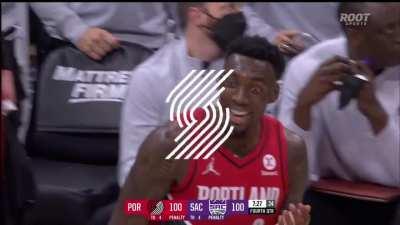[Highlight] Nassir Little with a monster block that the refs call a foul forcing the Blazers to use their challenge
