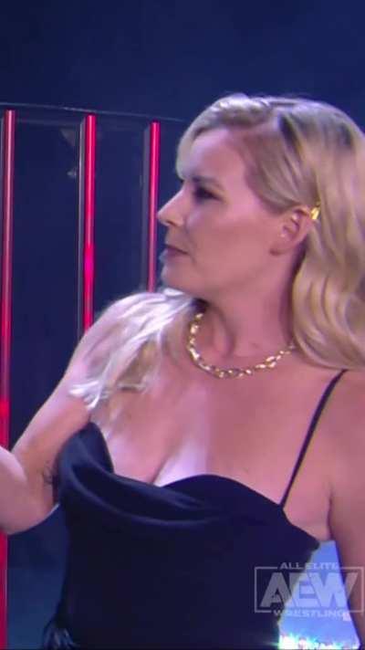 Renee Paquette (1 MIC)