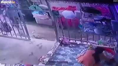 Woman hid from police by pretending to wash dishes