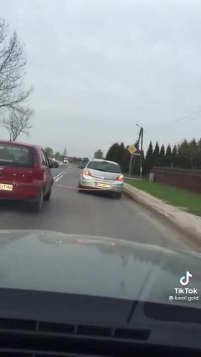 Idiot towing an idiot