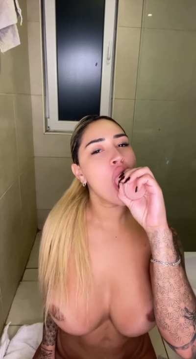 I’m so horny today