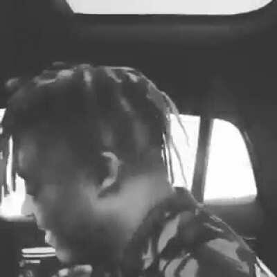 LOOK AT THIS ENERGY ! I MISS HIM SO MUCH !!!!!