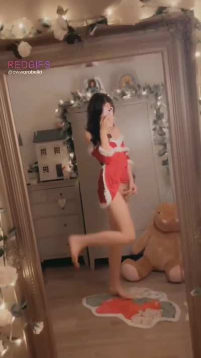 all i wanted for christmas was a bf who liked girls with small dicks🥺