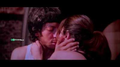 Ridhi Dogra in Lakadbaggha (2023)