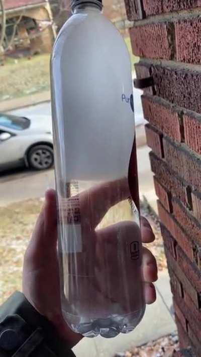 Instantly freezing water [OC]