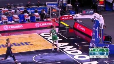 [Highlight] Jayson Tatum steals the pass and finishes the easy fastbreak dunk