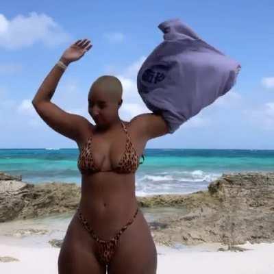 She’s got great titties too, should be appreciated more