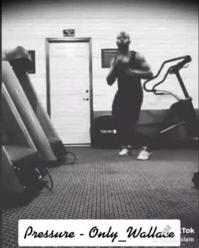 Finally installed tiktok ... [NSFW] *...s##t took wayyy too long to edit lol* 'Pressure' (home gym performance)