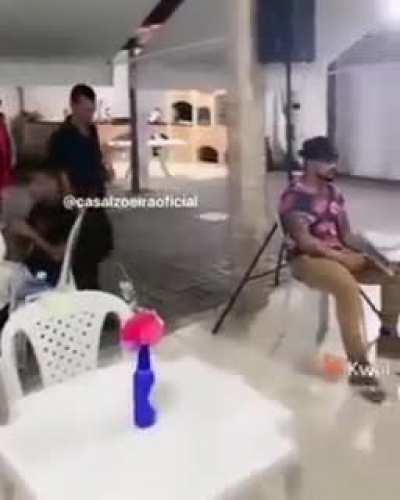 pode nem tomar uma em paz sadge