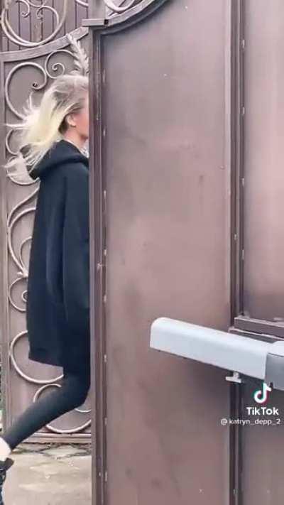 Howdy neighbors how are you?