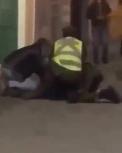 la policía esta hay