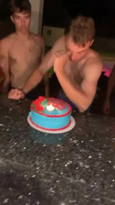 To smash some faces in some cake